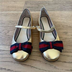 Gucci Gold Leather Mary Jane Flats with Navy & Red Grosgrain Bow